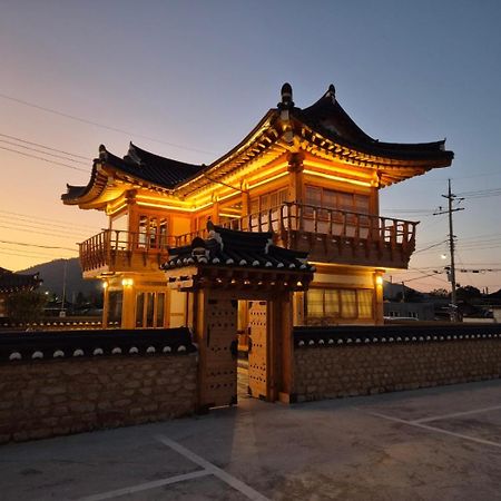 Hanok Stay Seowa Гиеонгджу Екстериор снимка