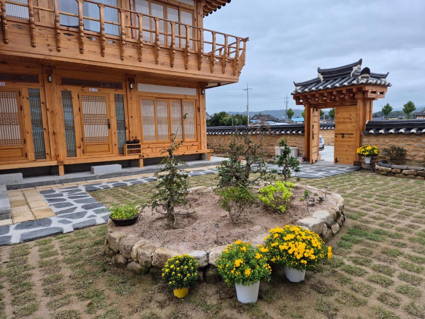 Hanok Stay Seowa Гиеонгджу Екстериор снимка