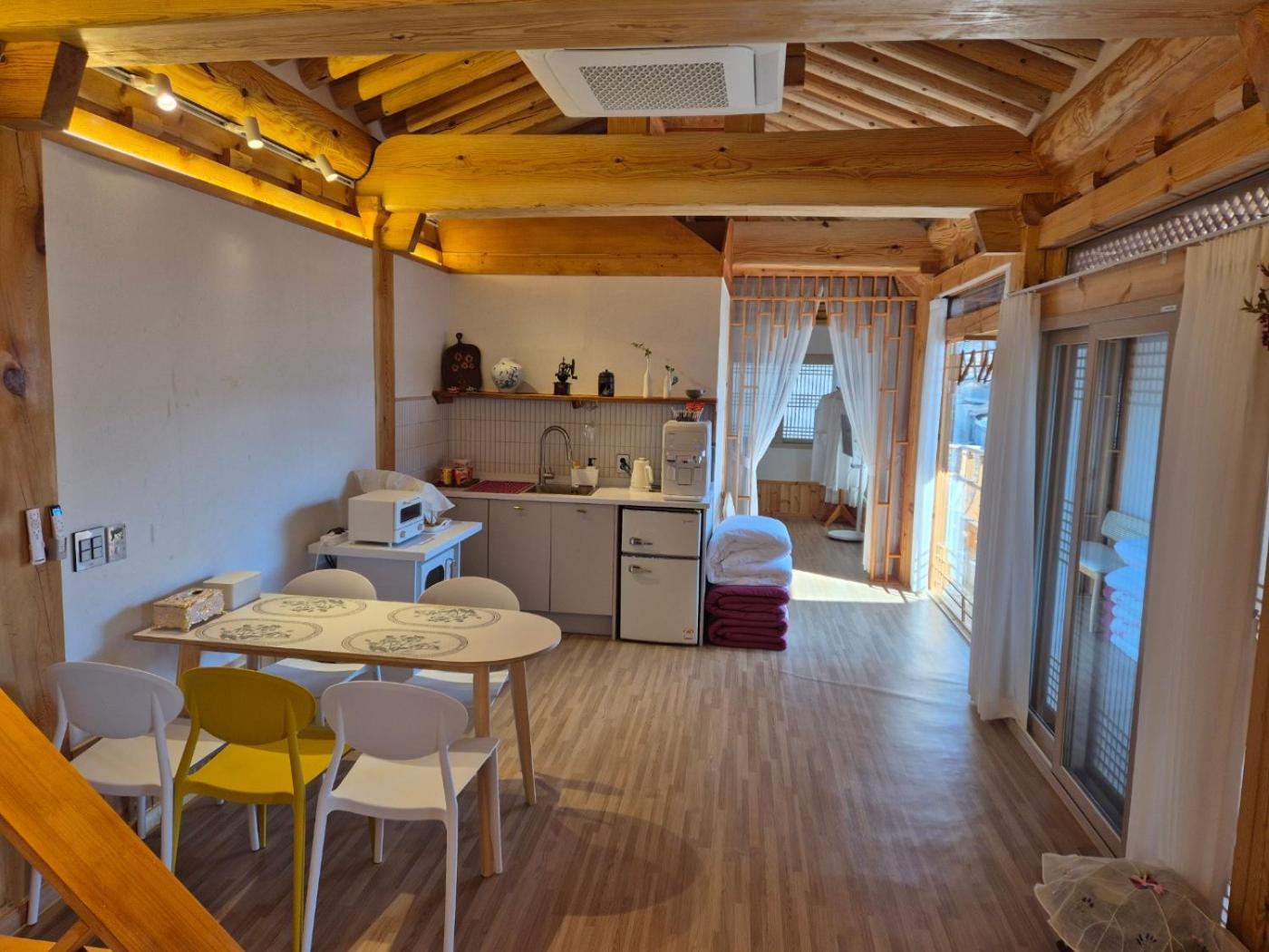 Hanok Stay Seowa Гиеонгджу Екстериор снимка